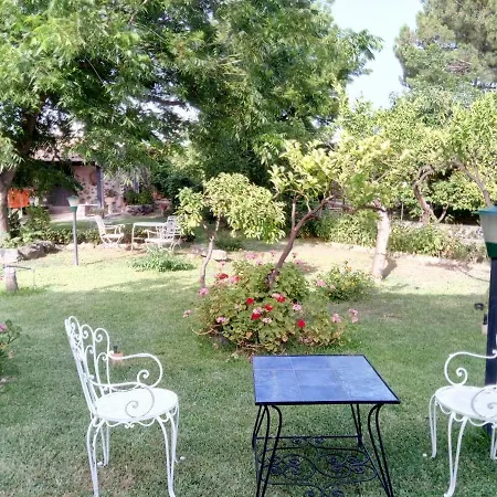 Il Rustico Naxos Tatil Evi